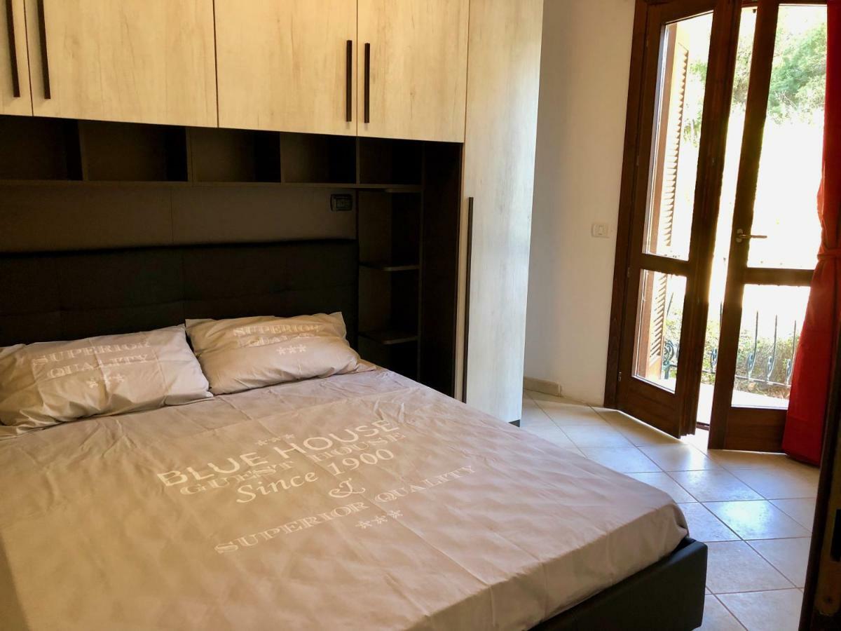 Calypso Home Sea View Badesi Esterno foto